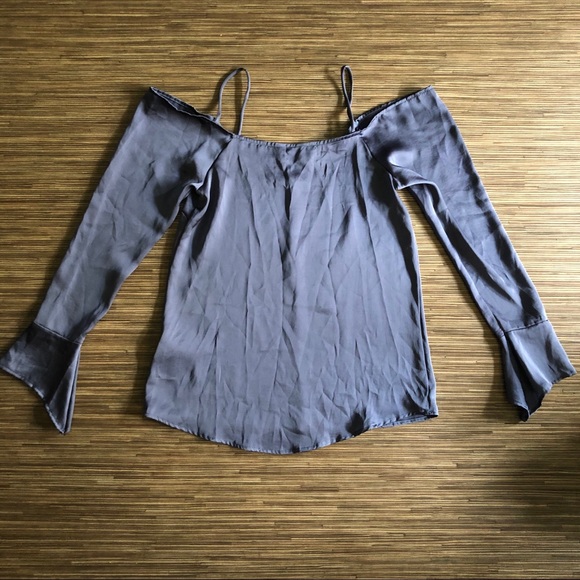 Nectar Clothing off the shoulder long sleeve top - Picture 2 of 4